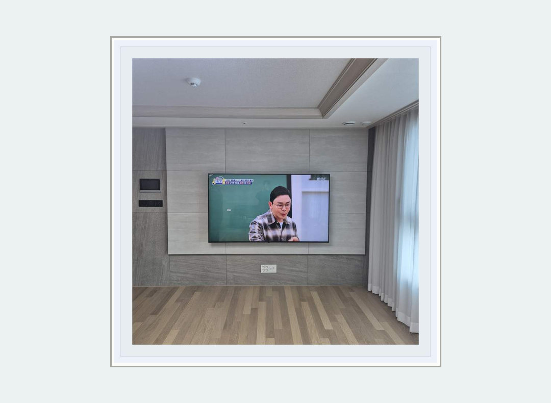 장안구 · 의왕시 벽걸이TV 설치 참고 사진 2 · 후기 사진의 구체성 안내